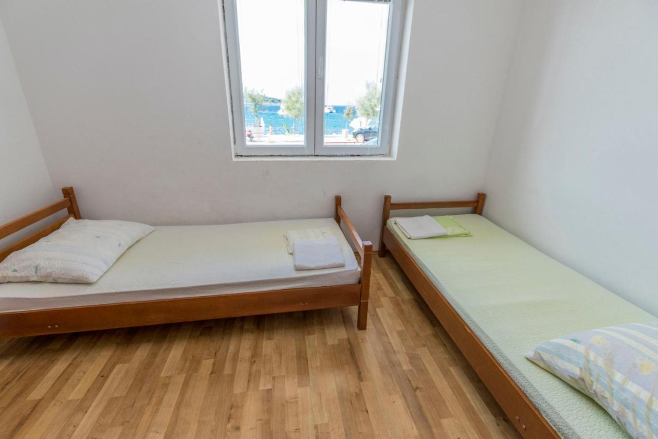 Apartments Ivana Primošten Zewnętrze zdjęcie